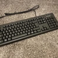 لوحة مفاتيح